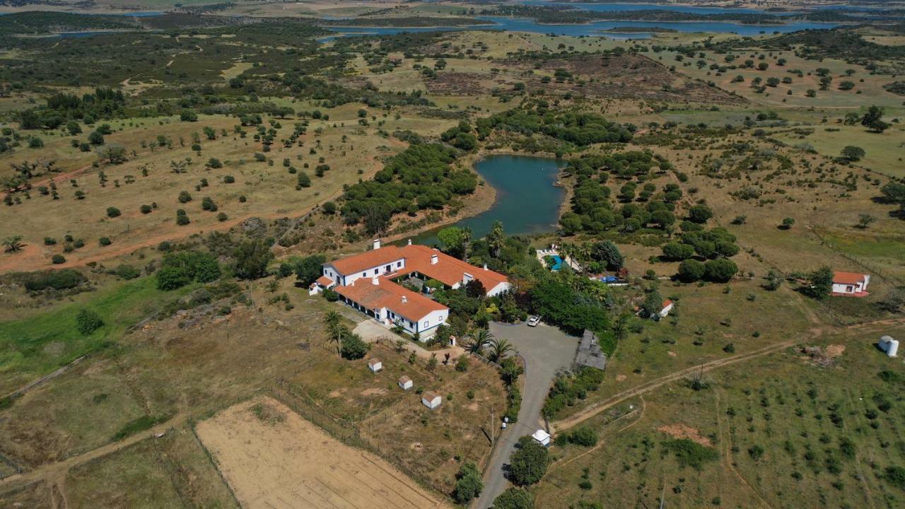 Monte Alerta Turismo Rural Hotel Monsaraz Exterior foto